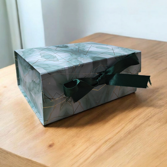 Foldable Golden Foil Finished Packaging Boxes (8*10*4)