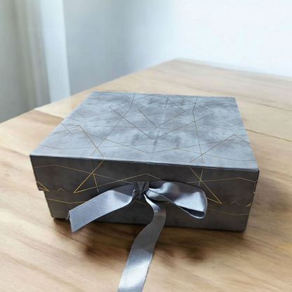 Foldable Golden Foil Finished Packaging Boxes (8*10*4)